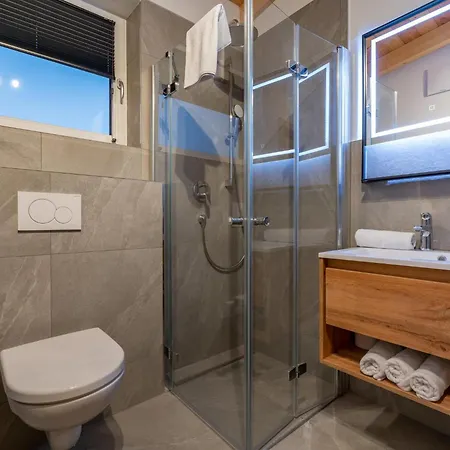 בית נופש Mountain Aquarius 5a סנט לורנזן אוב מוראו