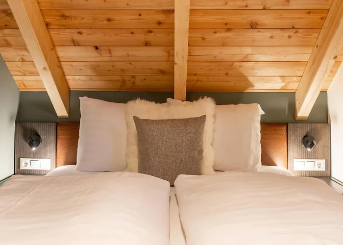 Mountain Aquarius 5a